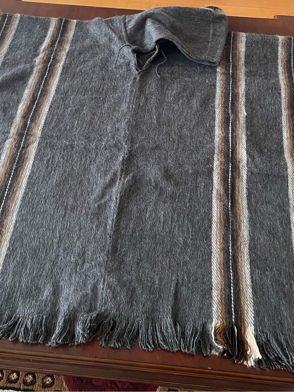 NWT! Gamboa Alpaca Wool, Unisex, Gray Poncho, Sz OS